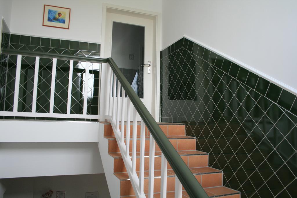 Apartmenthaus Unterwegs Росток Екстер'єр фото