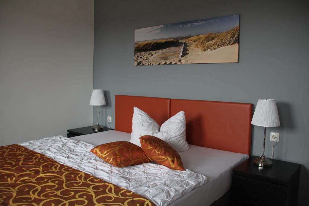 Apartmenthaus Unterwegs Росток Екстер'єр фото